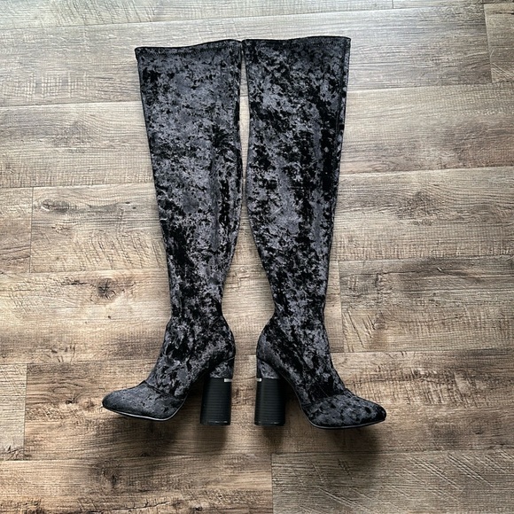 Olivia Milled black velvet over the knee boots 5.5 NWOT - Picture 1 of 3